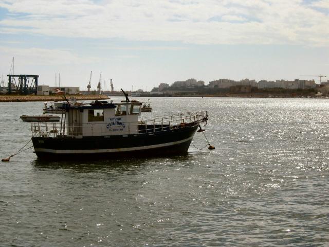 gal/Roy_Allen/Portimao/Portmao boat.jpg